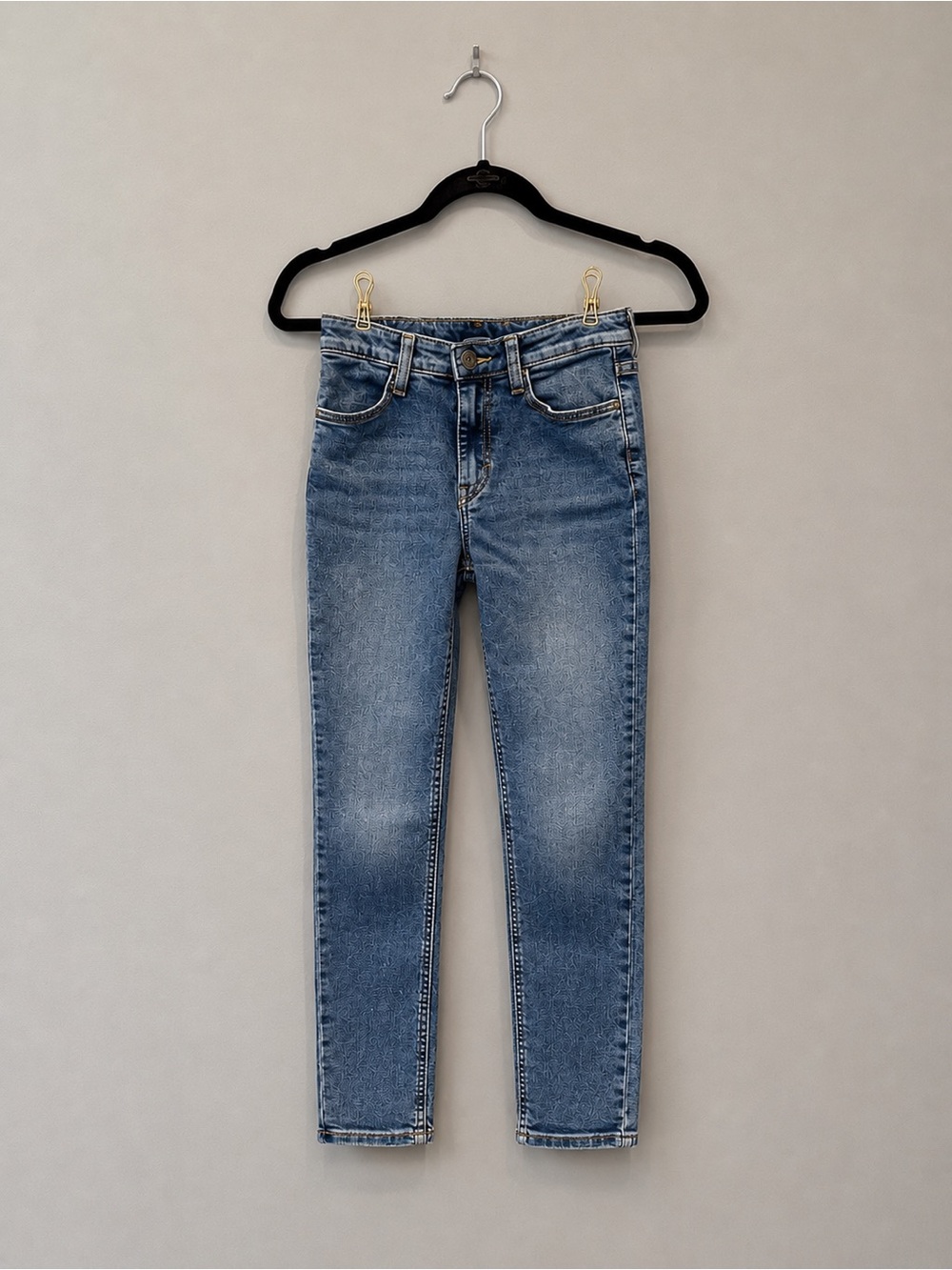 H & M Kids’ Size 10 Skinny Mid-Blue Stretch Jeans.